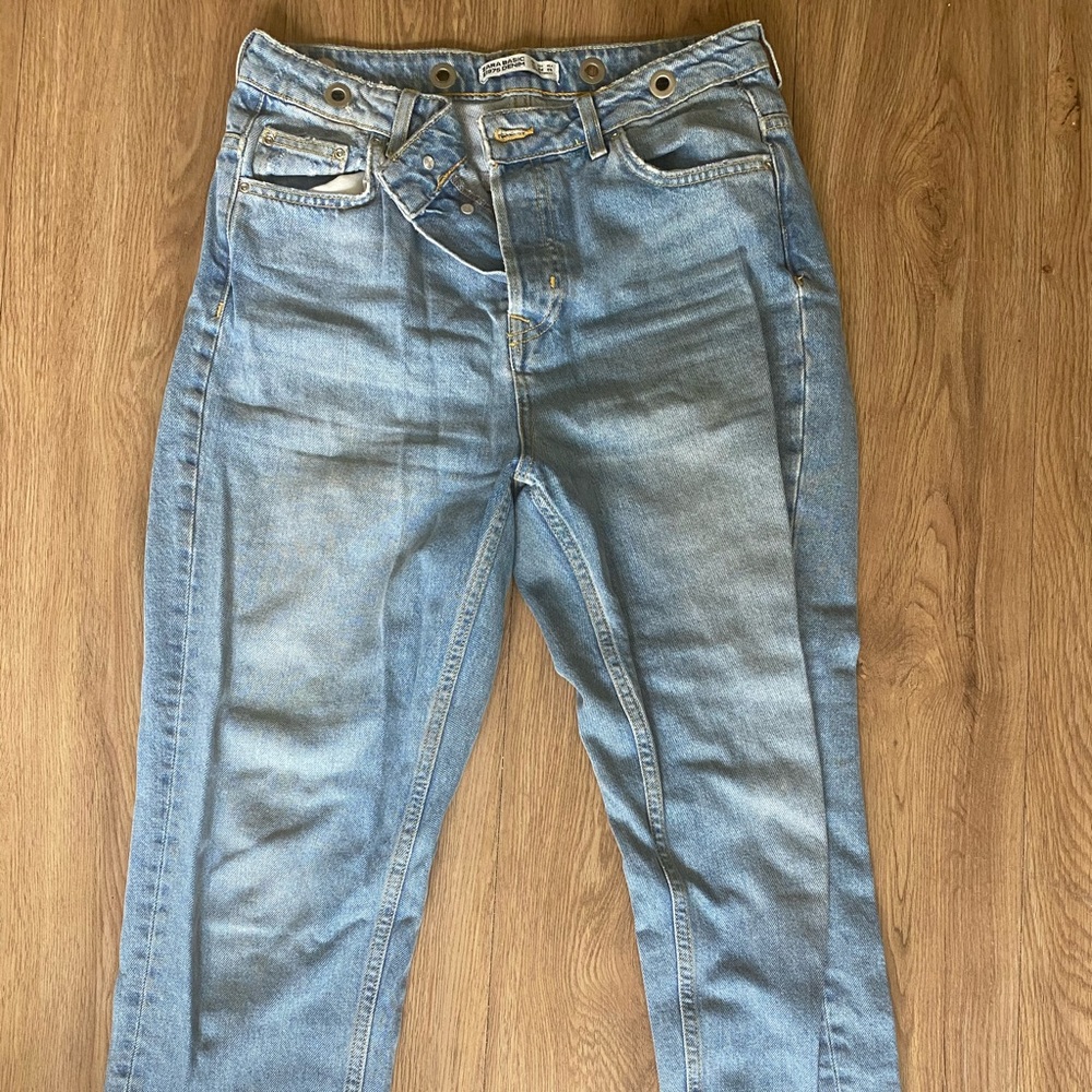 Zara straight leg jeans with keyhole details
